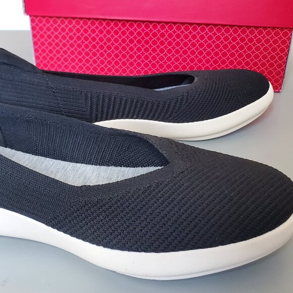 Kelly & Katie Averna Slip On Sneakers - Picture 2 of 4